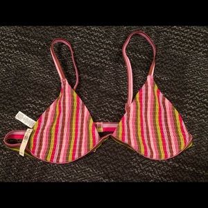 Aerie size Xl Pink multicolor Bikini top, NWT,
